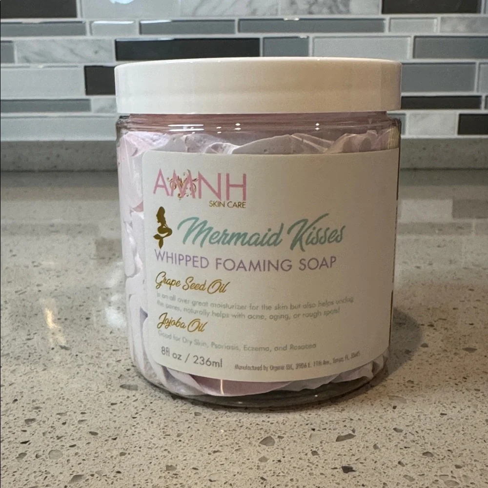 AMINNAH - Mermaid Kisses Whipped Foaming Soap - Picture 2 of 5